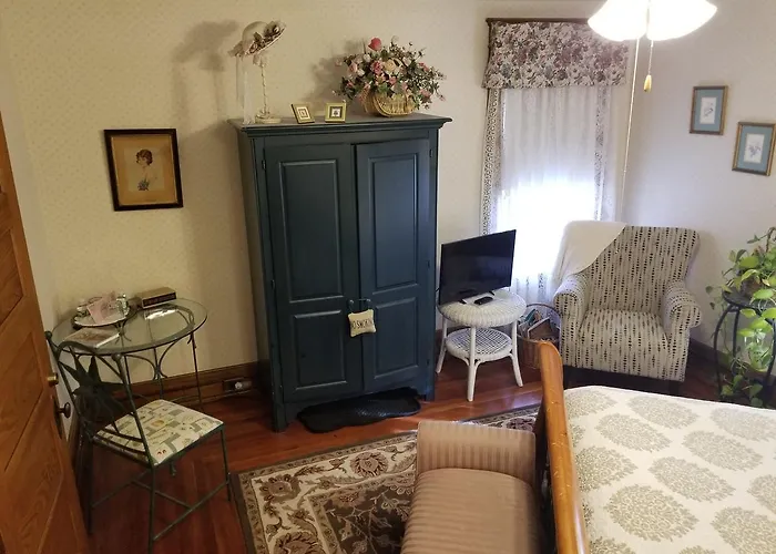 Rose & Thistle Bed & Breakfast