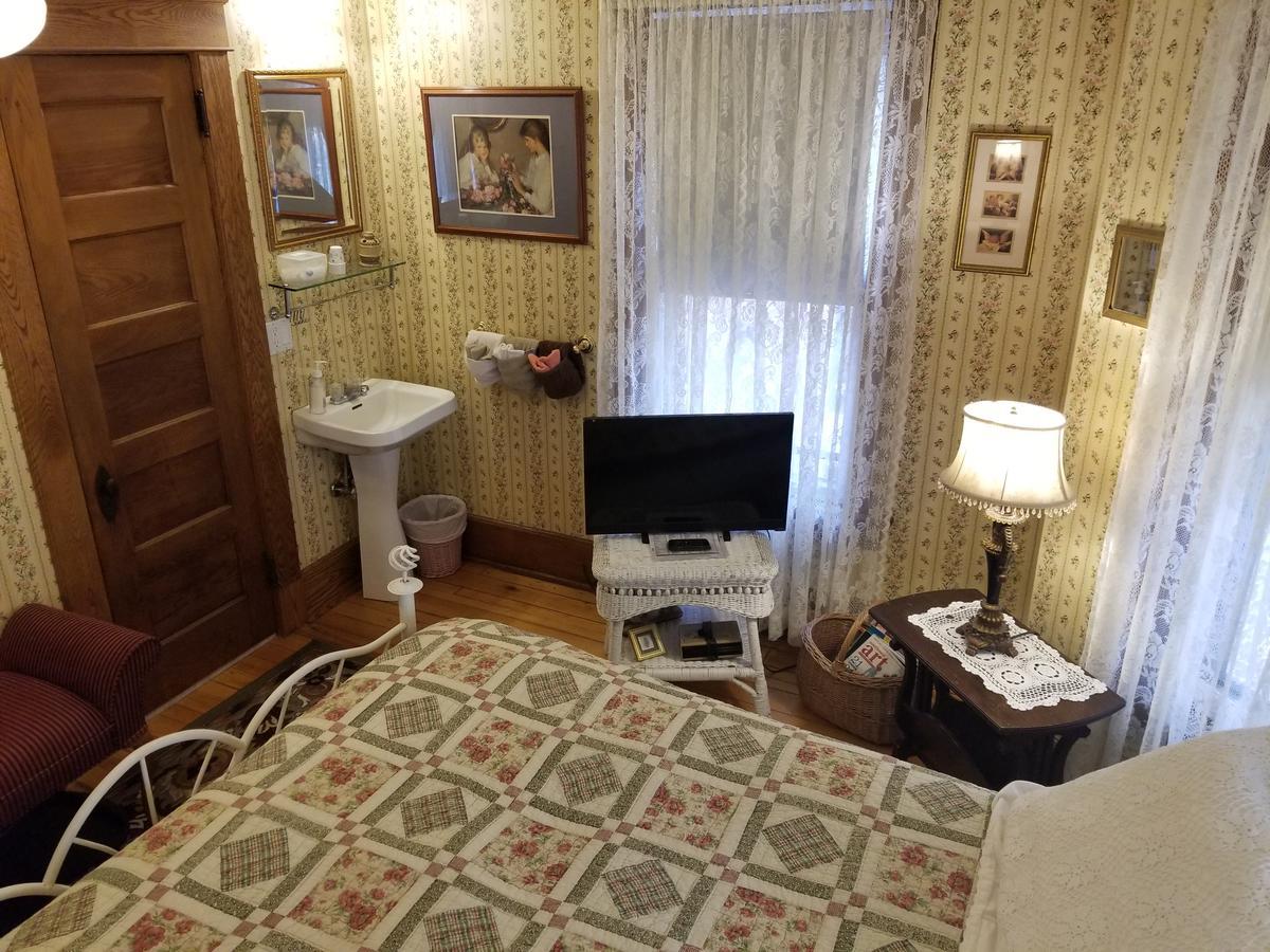 Bed & Breakfast Rose & Thistle