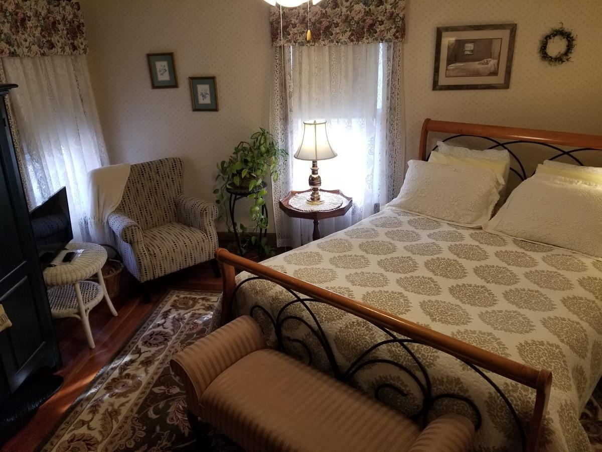 Bed & Breakfast Rose & Thistle Cooperstown